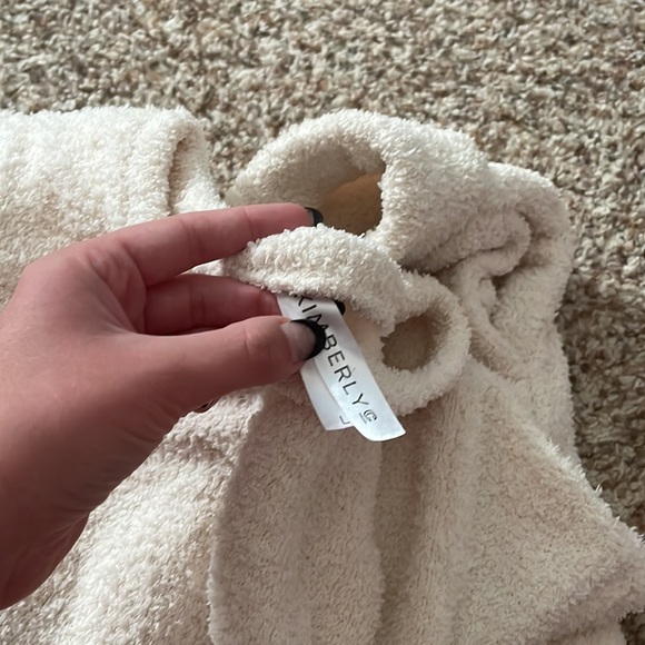 Cozy crop top & shorts set - Picture 4 of 6